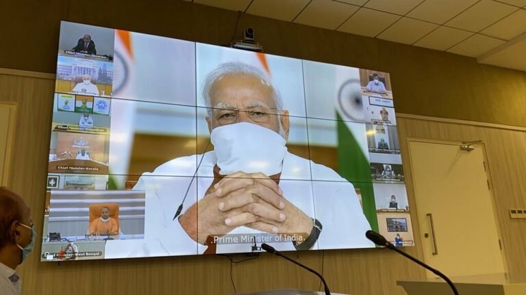 'Masked' hint to nation from PM 5 1586590309133