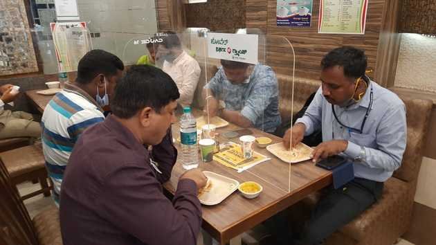 Restaurants reopen, but footfalls are missing 1 76261607