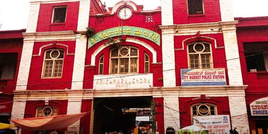 3 arrested with Rs 65 lakh unaccounted cash 1 KR-Market-Police-Station