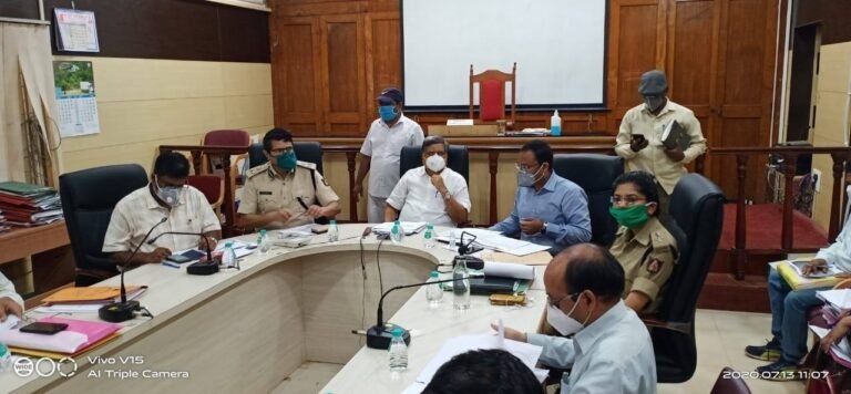 Jagadish Shettar in video conference with CM