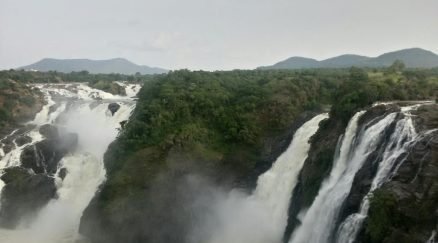 Chamarajnagar lifts ban on tourists 1 Barchukki Falls in Chamarajanagar
