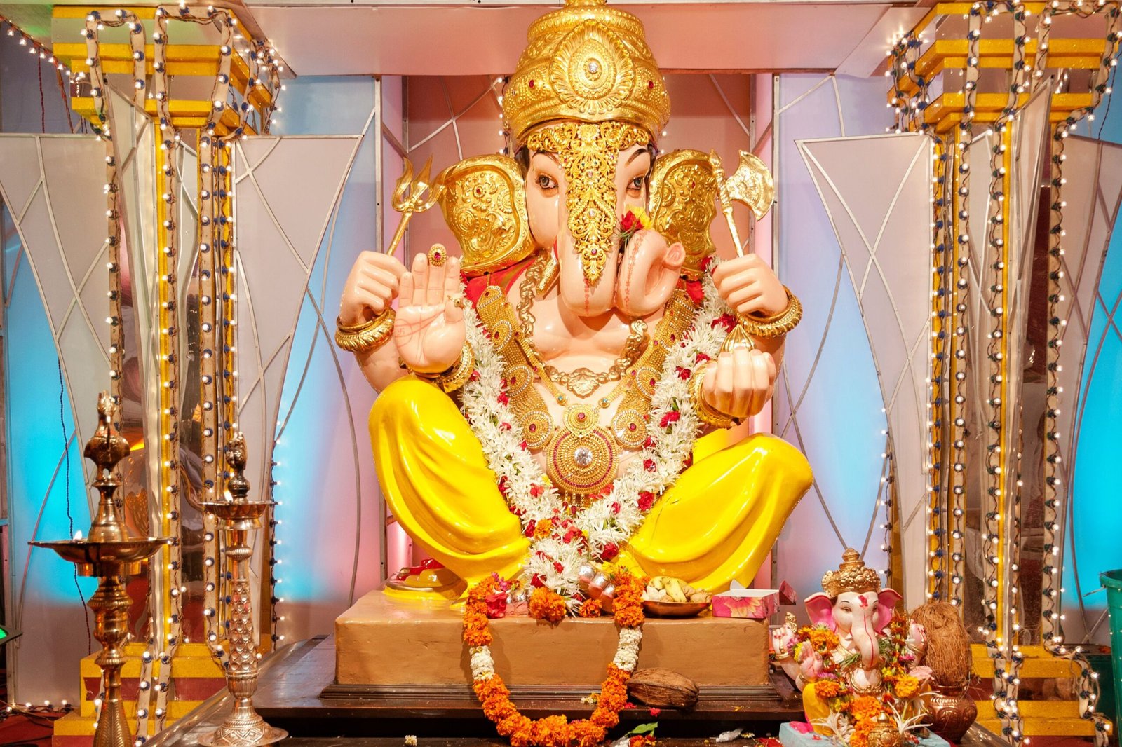 Karnataka allows 5-days Ganeshotsav celebrations 1 lord ganesha