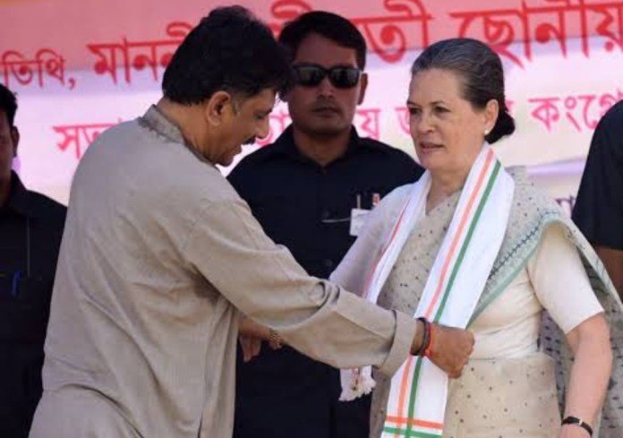 DK Shivakumar with Sonia Gandhi