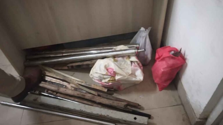 SDPI office raided, 8 held, weapons seized 9 SDPI office raid