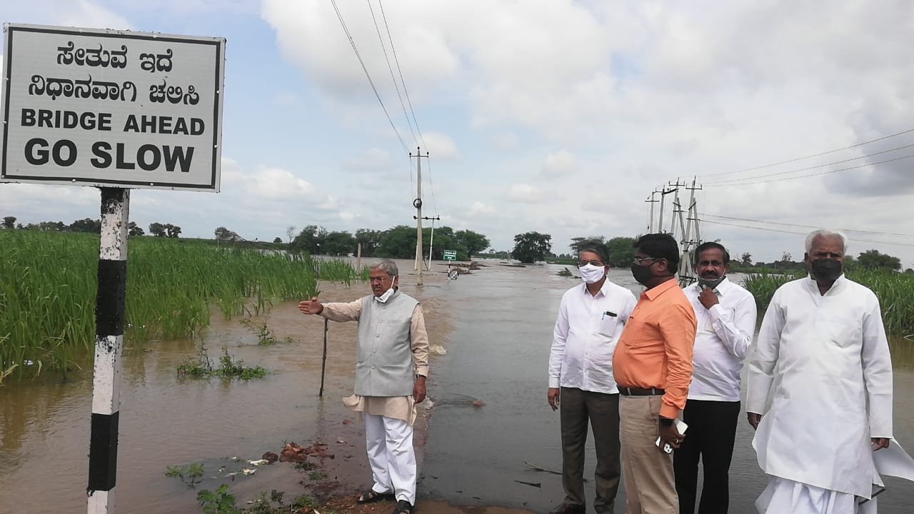 Floods damage is Rs 2,030 crore: DCM 1 DCM Govind Karjol inspecting flood areas
