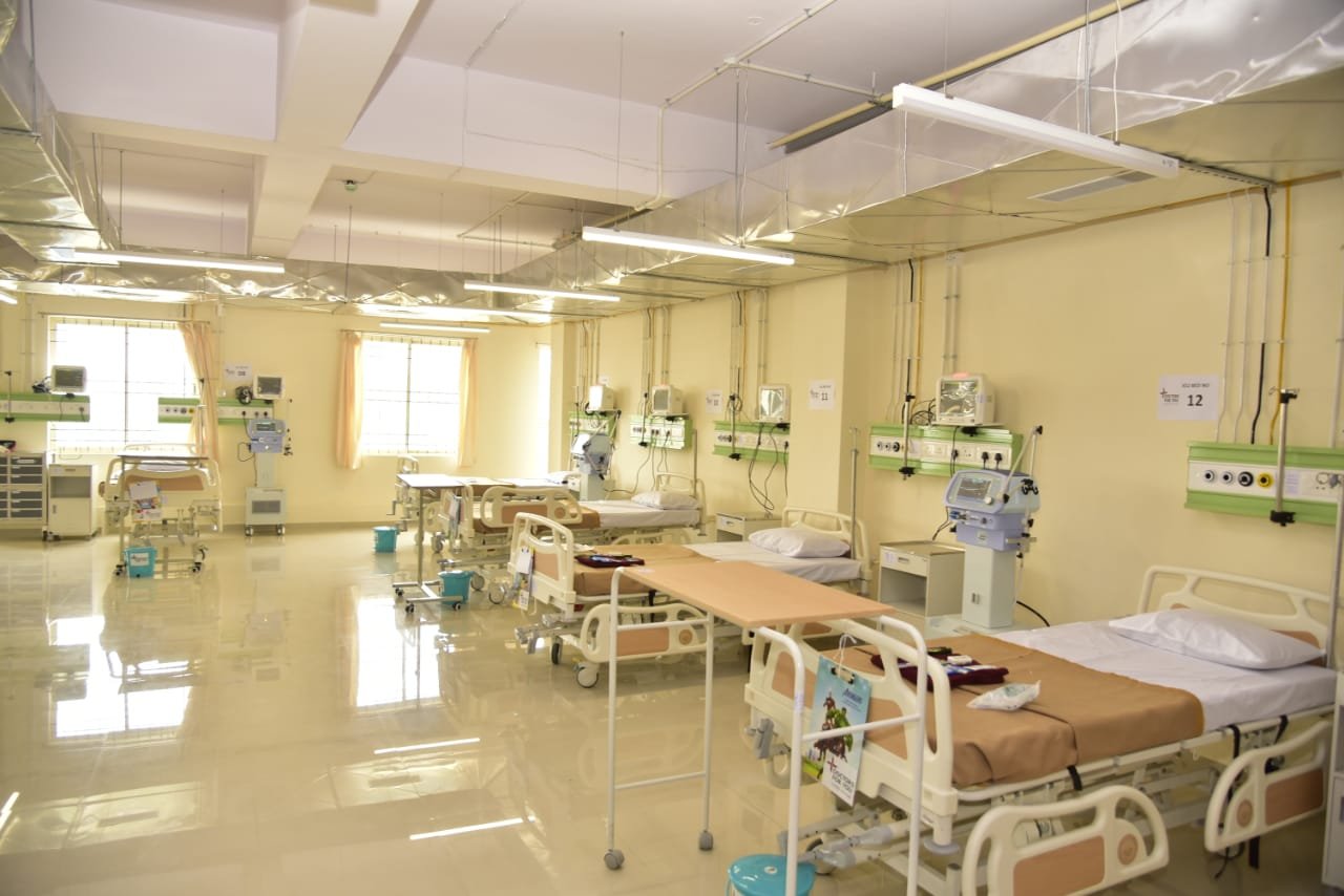 CM unveils Shivajinagar Covid hospital