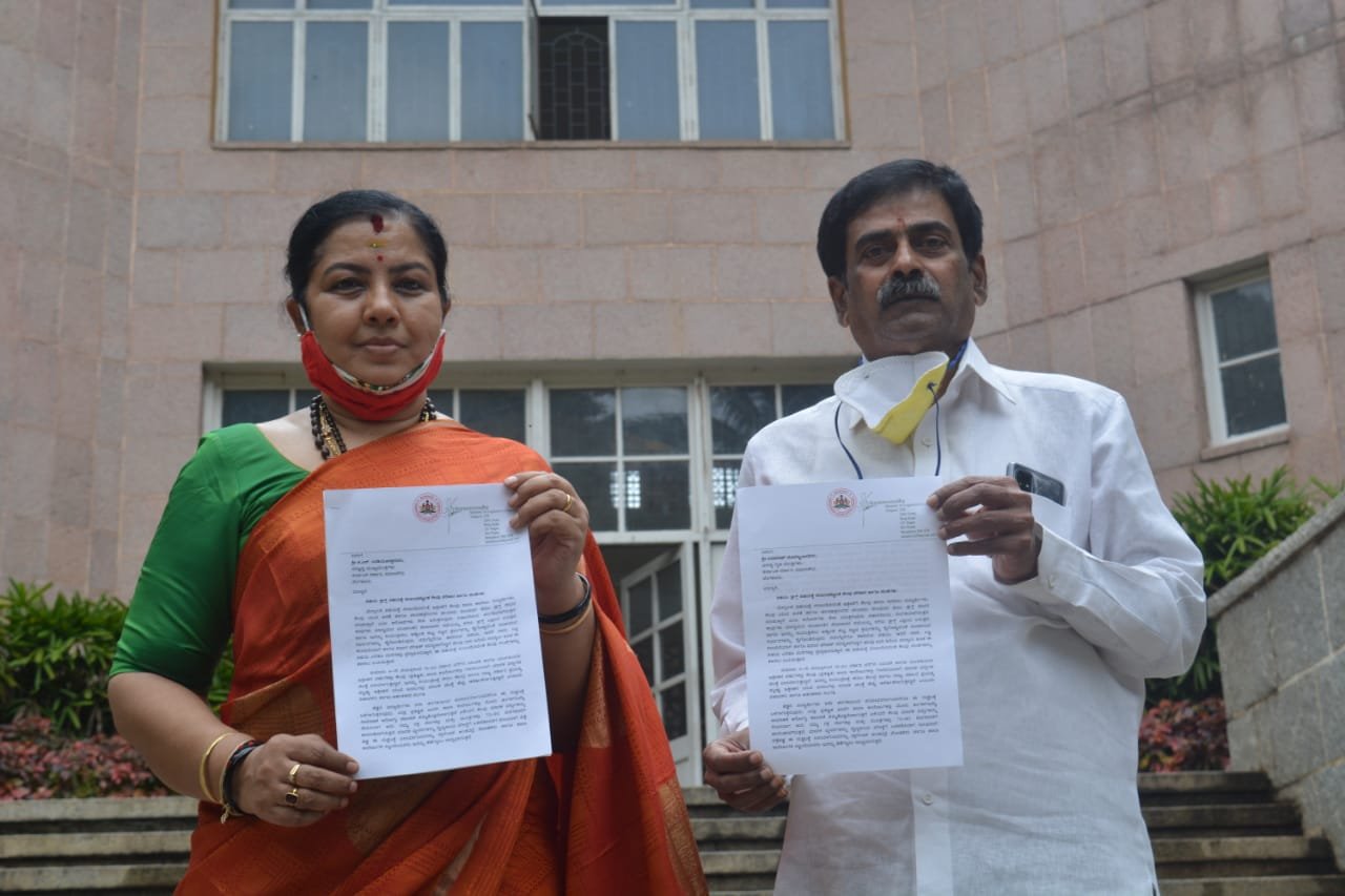 Actress Tara shocked over Sandalwood-drug links