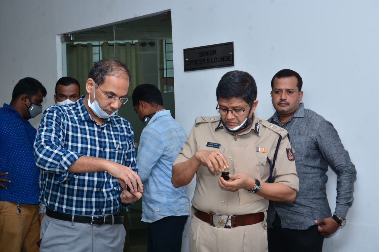 3 held, drugs worth Rs 40 lakh seized 1 3 held, drugs worth Rs 40 lakh seized