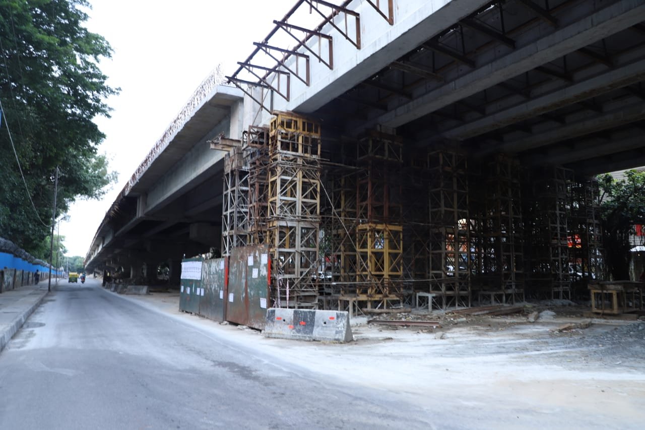 Labour shortage hits work on West Chord Road flyovers BBMP Commissioner to review progress every fortnight