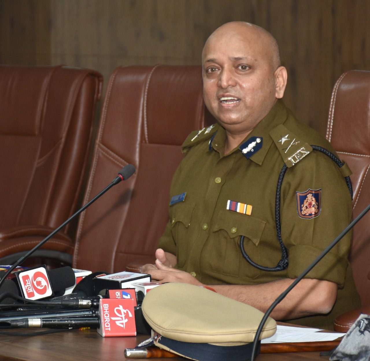 HC takes Hemant Nimbalkar off CBI hook 1 IPS Hemant Nimbalkar