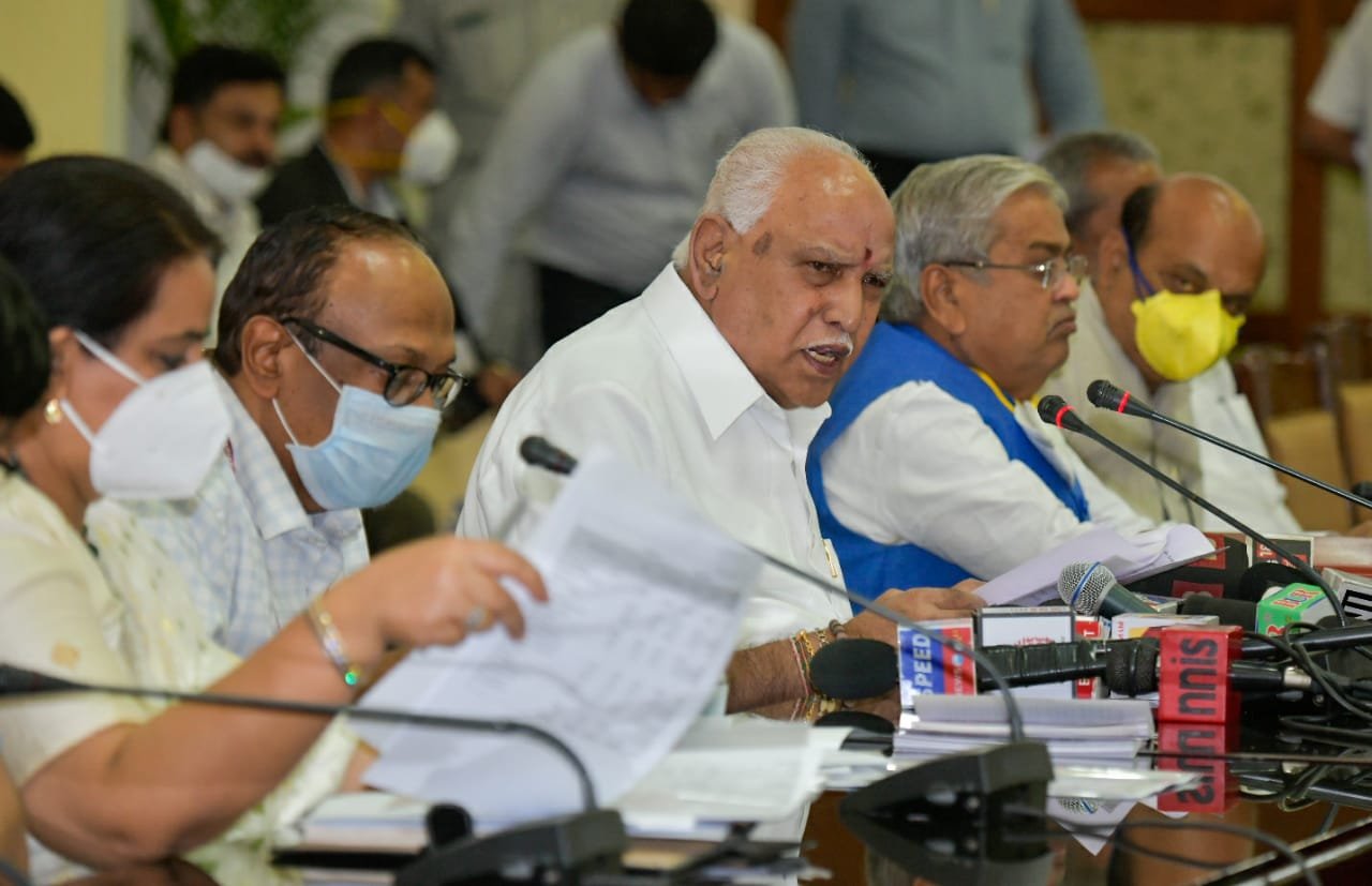 CM-addressing-presser