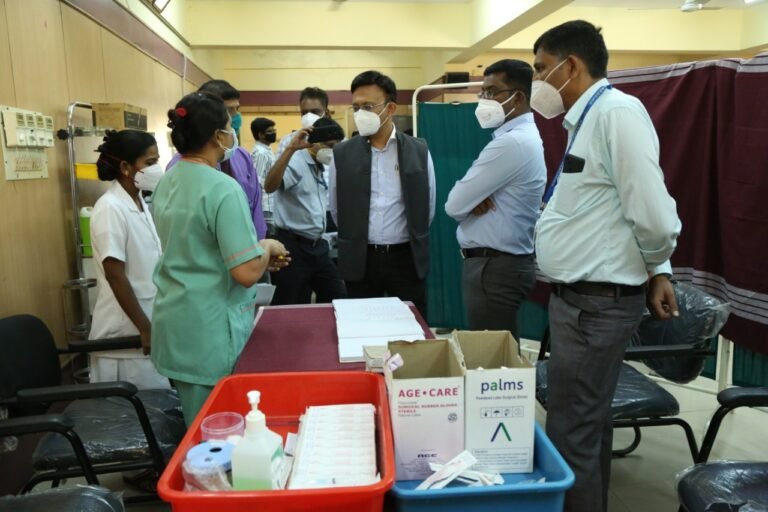 BBMP Gaurav Gupta at Victroria Hospital 2