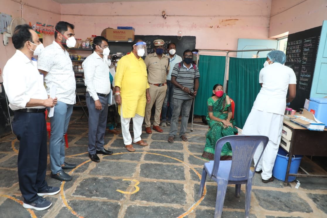 Covid-19: Bengaluru another spike 19,637 Karnataka reports 35,024 Cases 1 covidcase