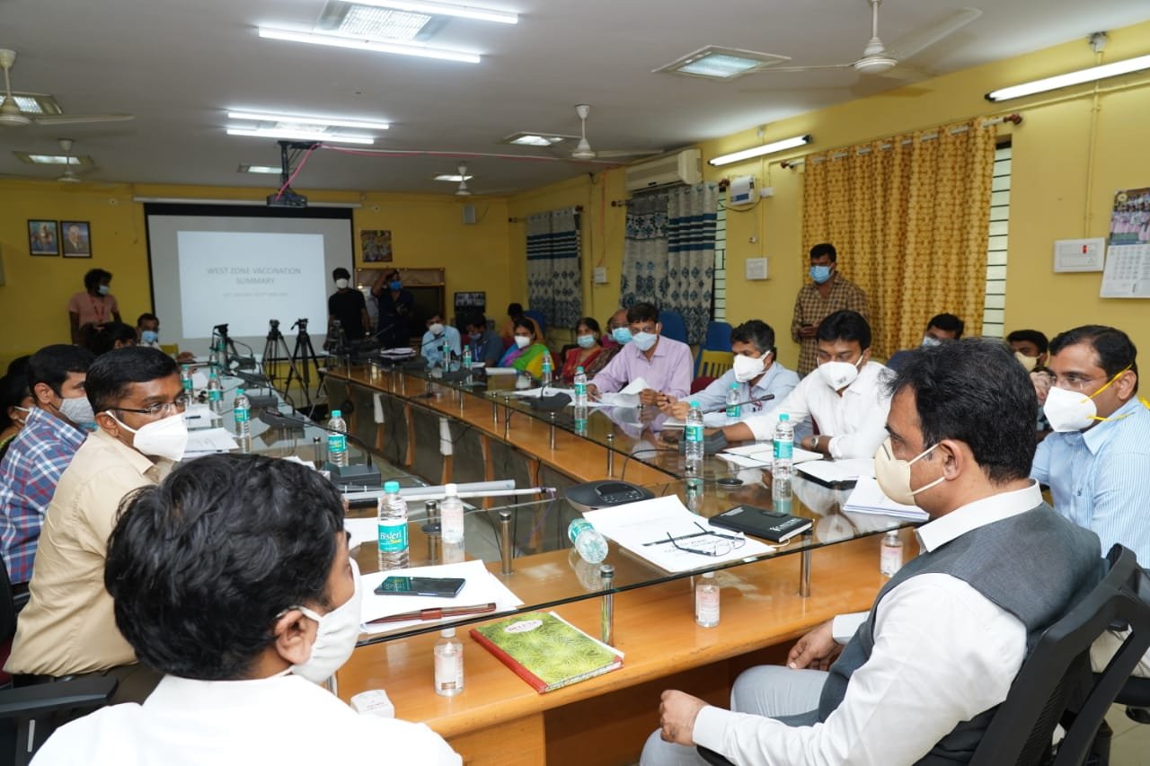 Bengaluru west zone vaccinated 80% people above 45 years age DCM.jpg1