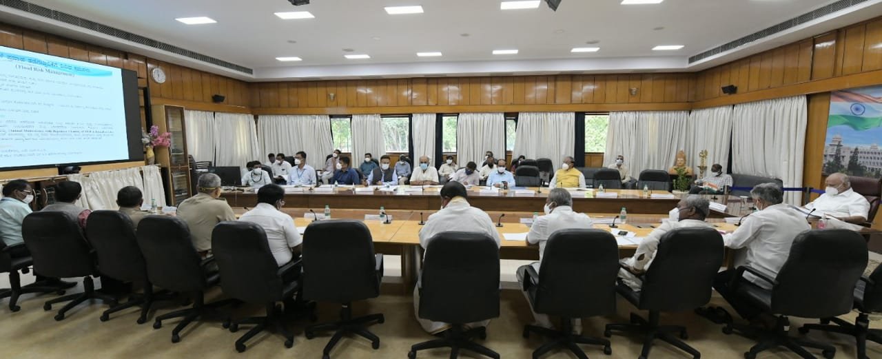 Karnataka CM reviews Bengaluru's rain preparedness1