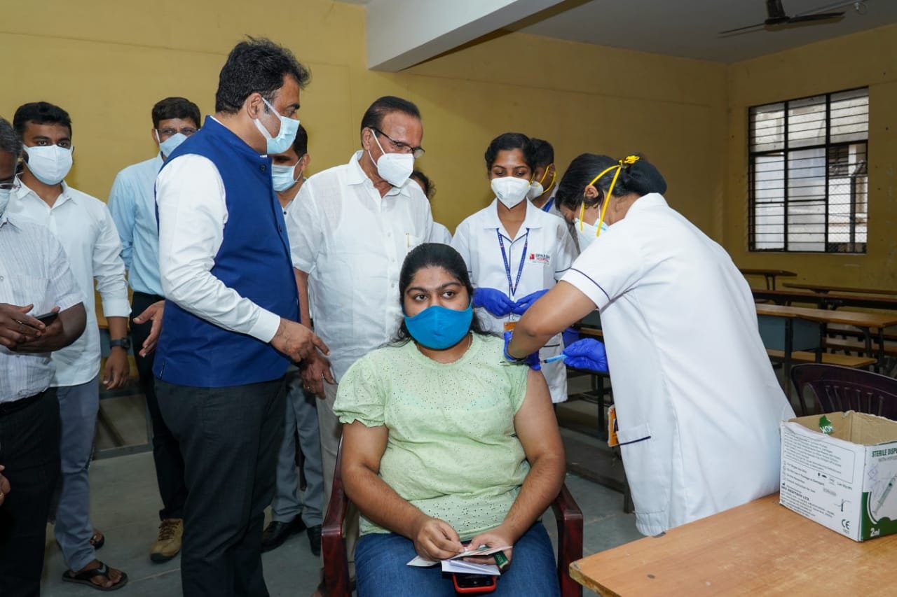 Sadananda Gowda launches free vaccination drive for students in Malleshwaram 1 Sadananda Gowda launches free vaccination drive for students in Malleshwaram