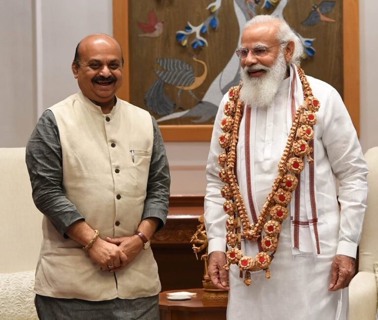 CM seeks PM's nod for AIIMS in Hubballi-Dharwad