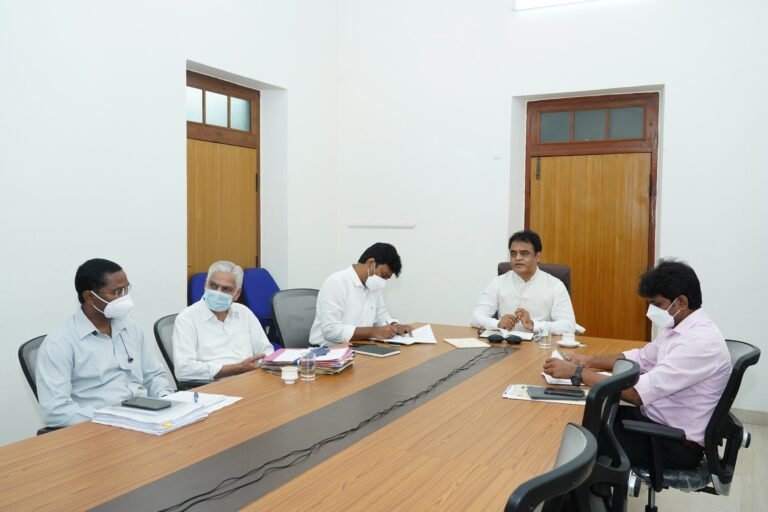 Ensure vaccination of students by July 7, Karnataka DyCM tells V-Cs