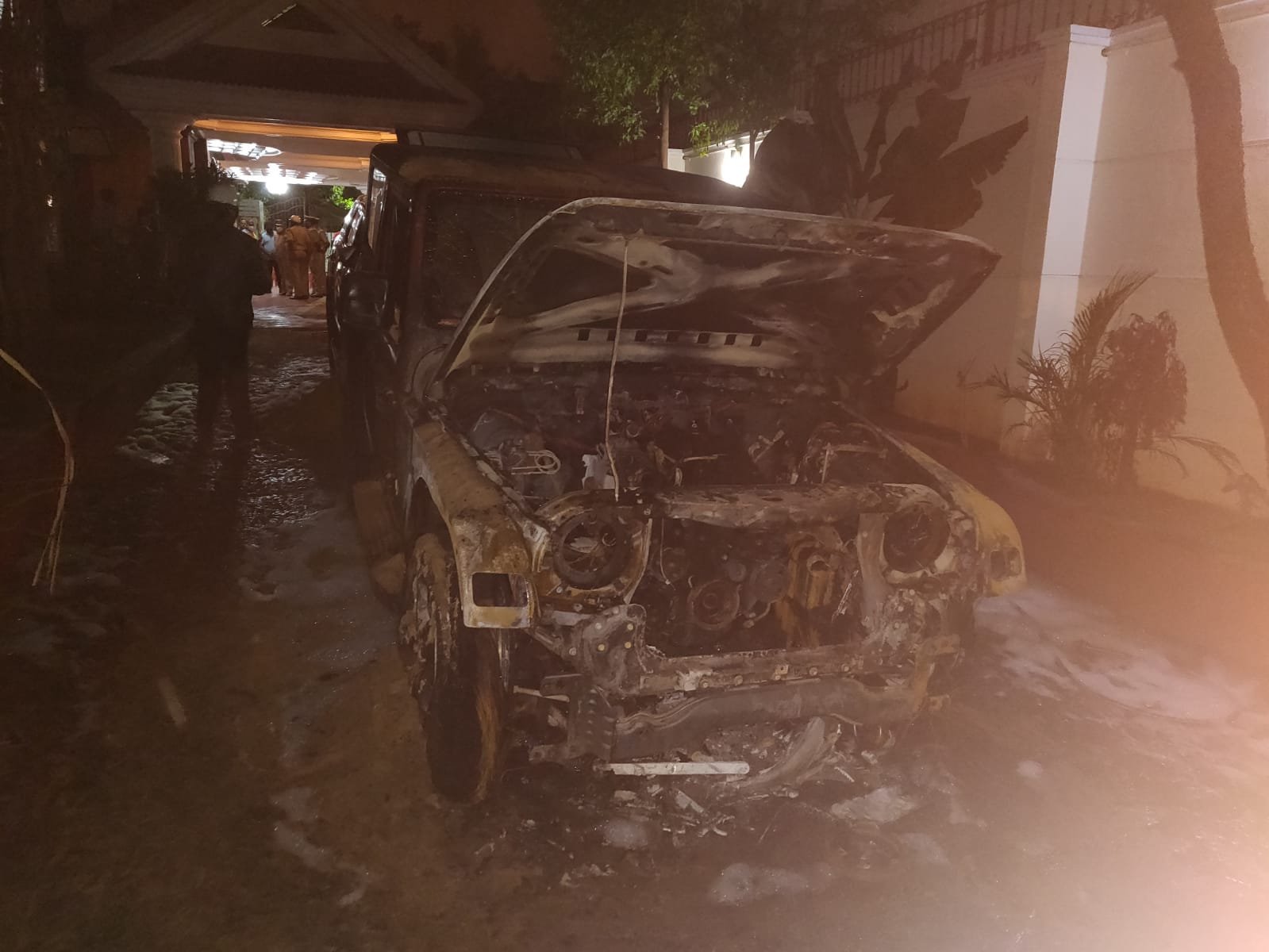 Bengaluru Bommanahalli BJP MLA's two cars torched