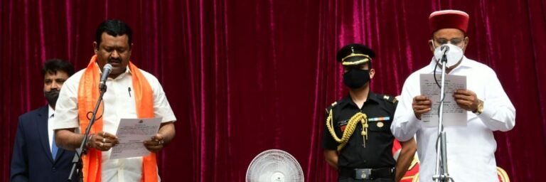 Newly inducted Minister called to Raj Bhavan, administered oath of office for 2nd time by Karnataka Governor