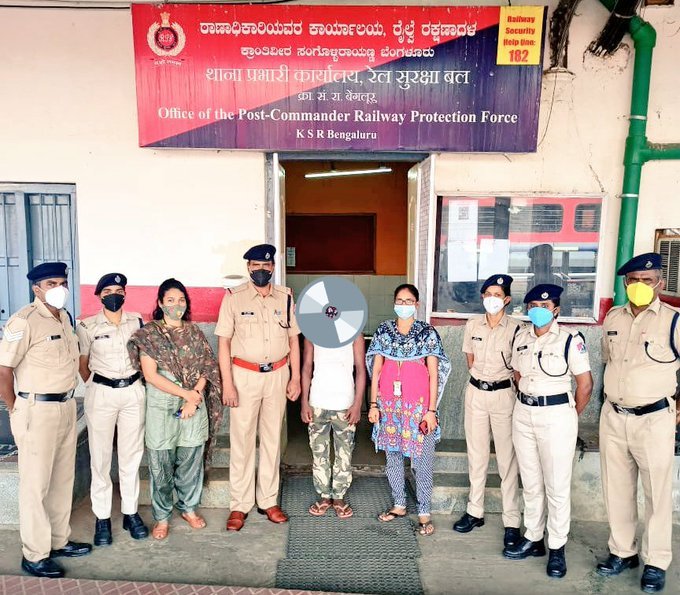 South Western Railway cops lauded for 24/7 vigil
