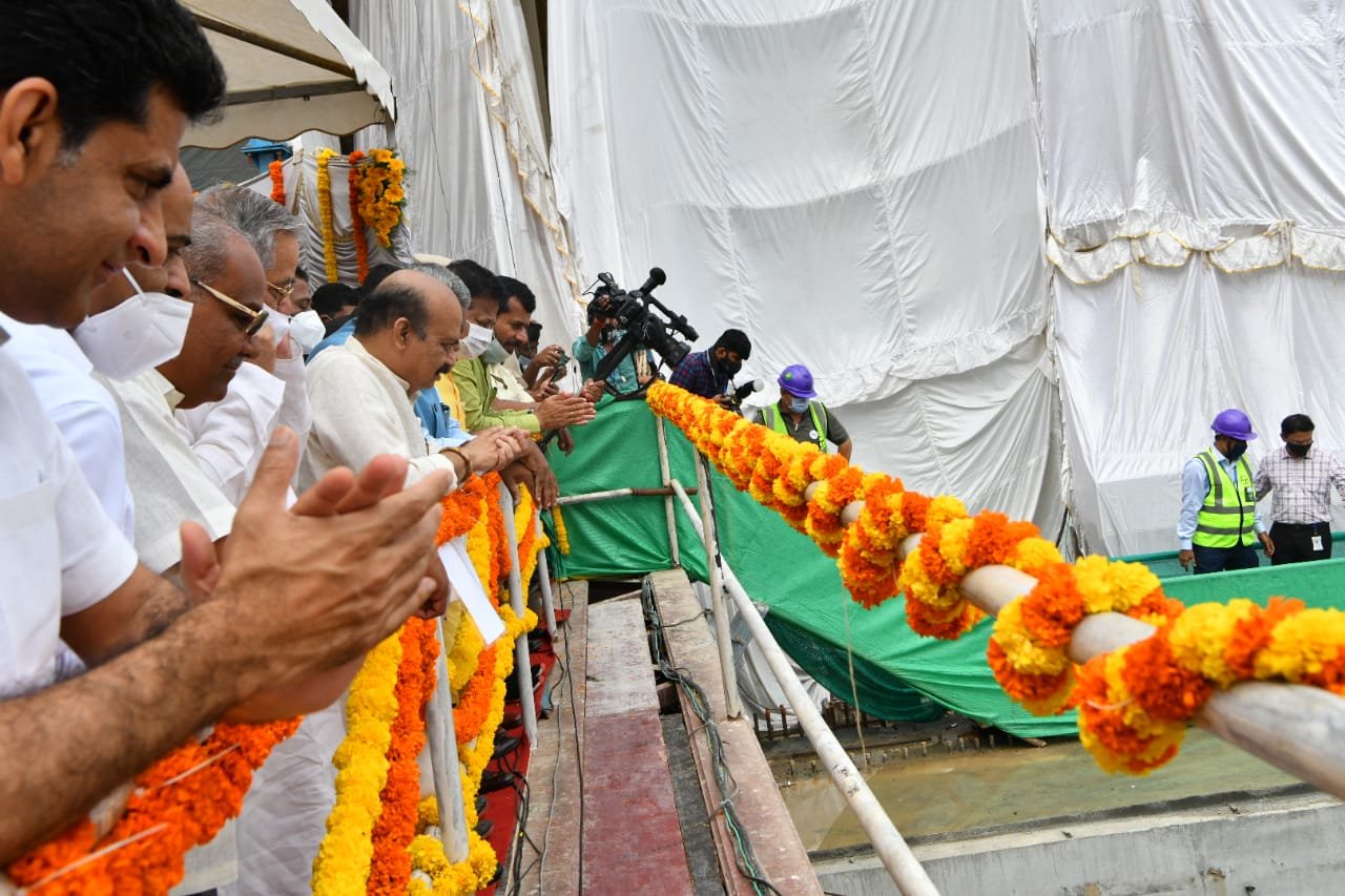 ‘Big Momma’ Urja finishes 855 metres of Metro tunnelling in Karnataka CM’s presence!