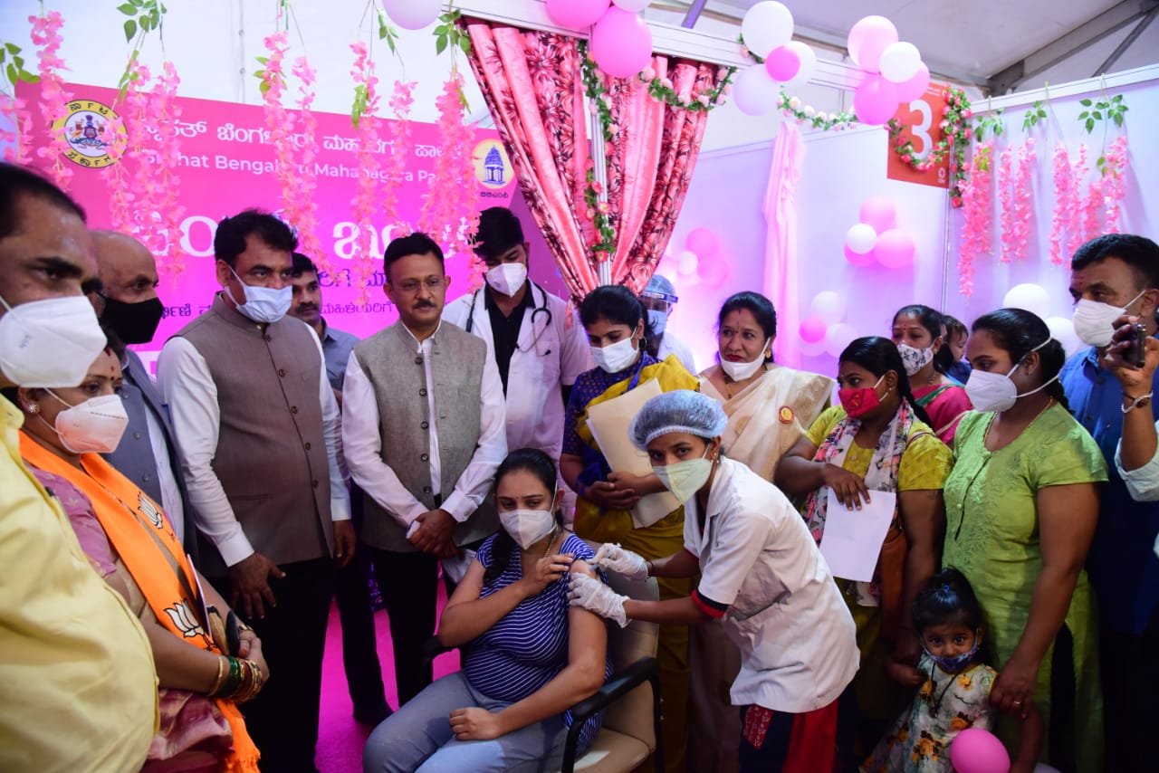 Improve 2nd dose vaccine coverage, Karnataka CM tells DCs 1 Karnataka tops 28.90 lakh doses in vaccination drive