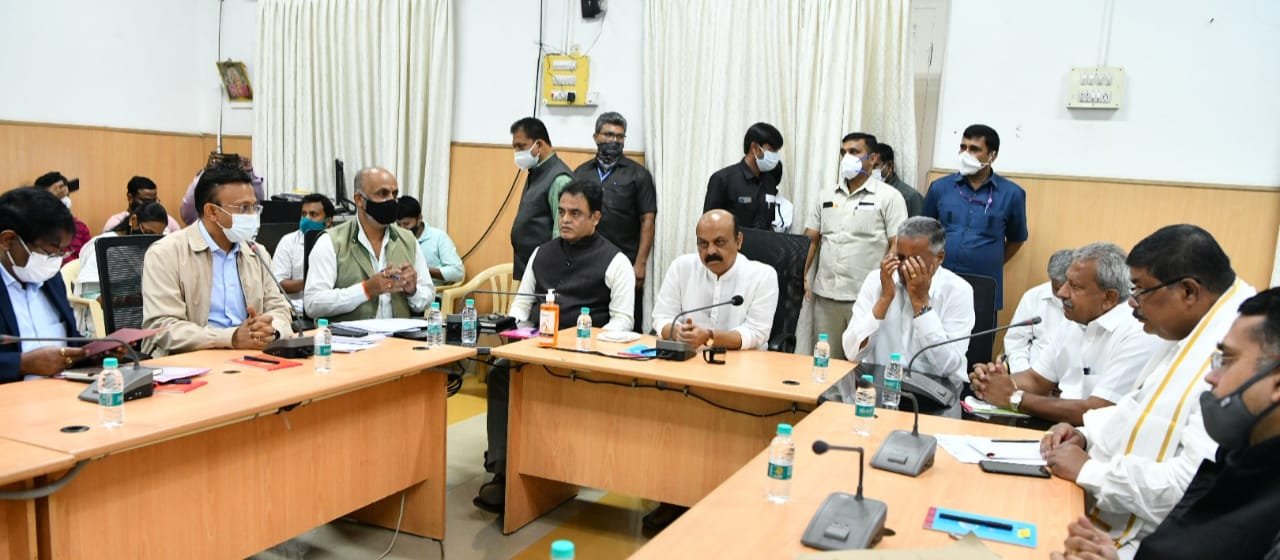 CM instructs BBMP to complete 30km Rajakaluve works by January end bommai chairs meeting at BBMP1