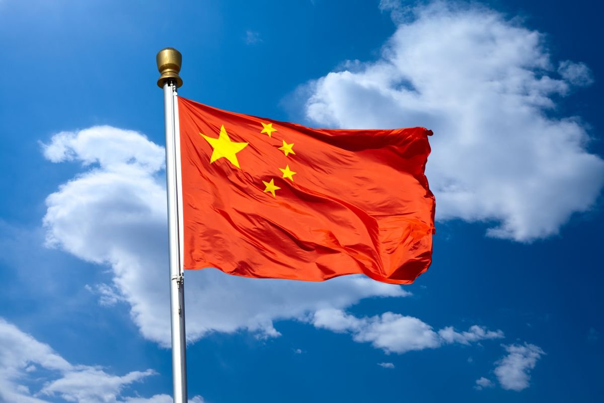 Illegal firm run by Chinese nationals busted in Bengaluru, 2 held 1 Chinese flag