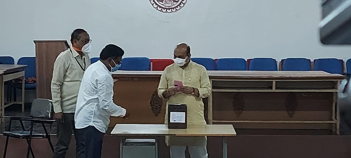 Karnataka MLC polls: Over 99% voter turnout, results to have bearing on power equation in Legislative Council