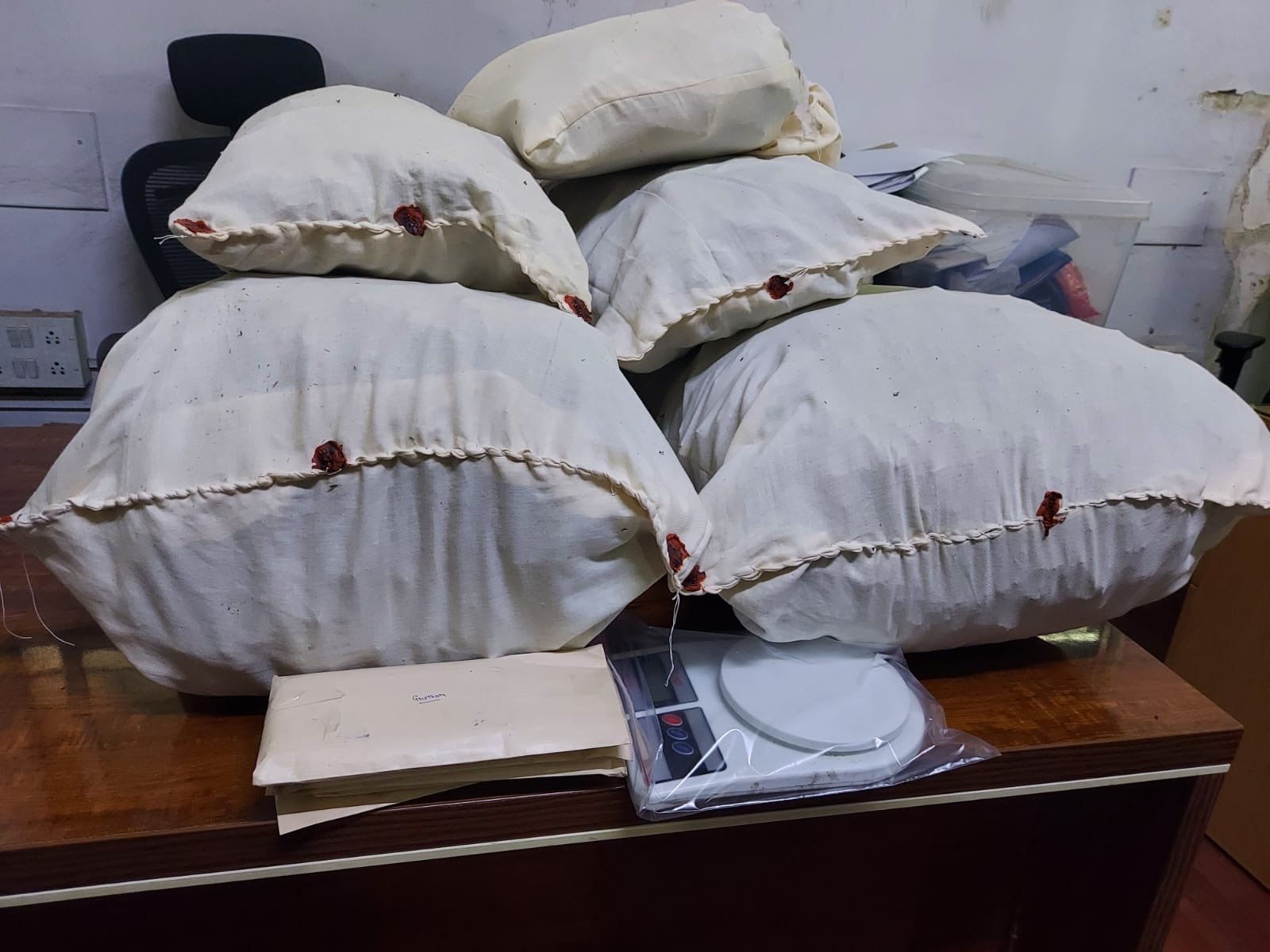 Drug racket busted in Bengaluru: 15 kg cannabis seized, six held 1 Drug racket busted in Bengaluru: 15 kg cannabis seized, six held