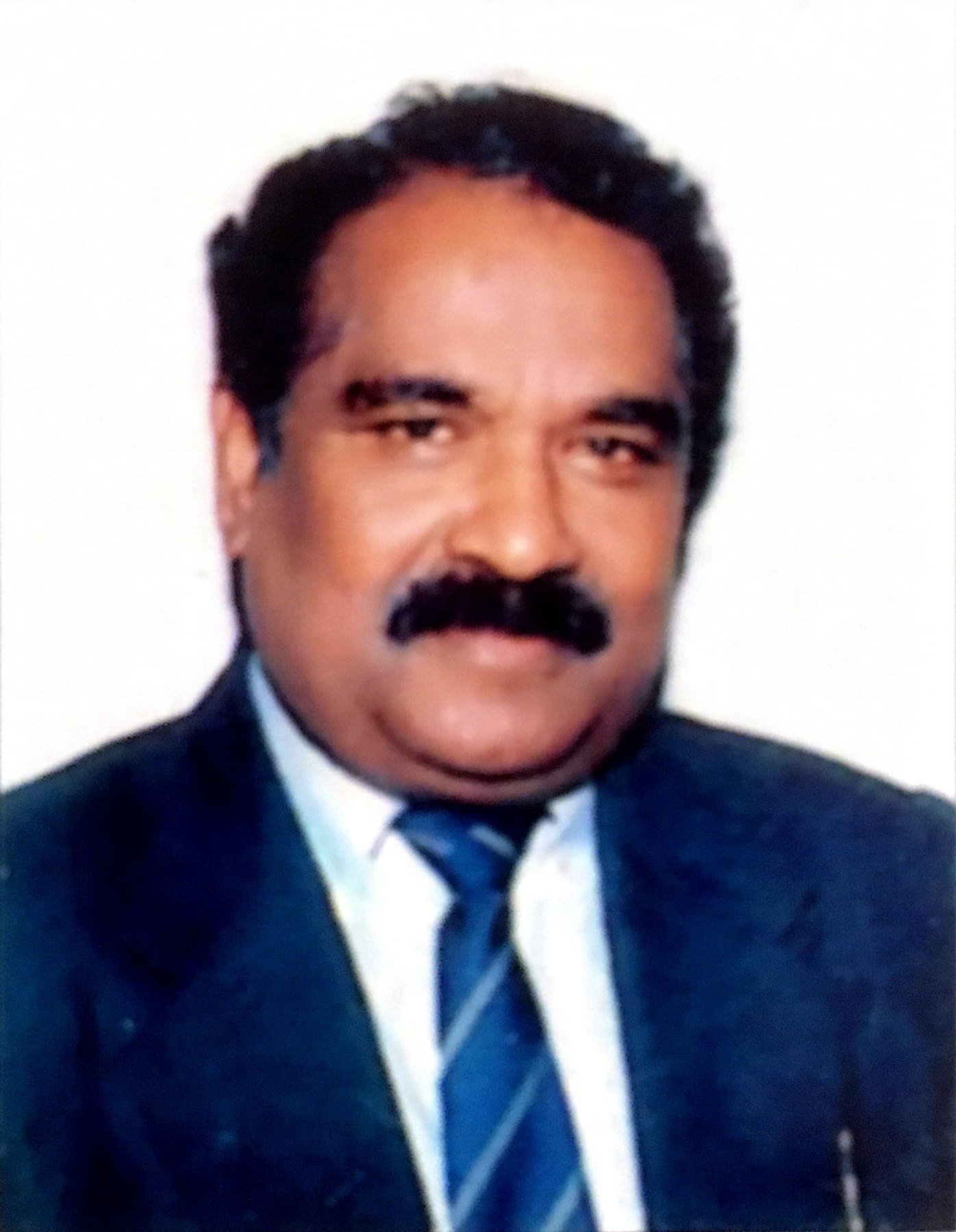 Former IAS, minister J Alexander passes away 1 Former Karnataka chief secretary and Congress leader J Alexander passed away Friday. He was 83.