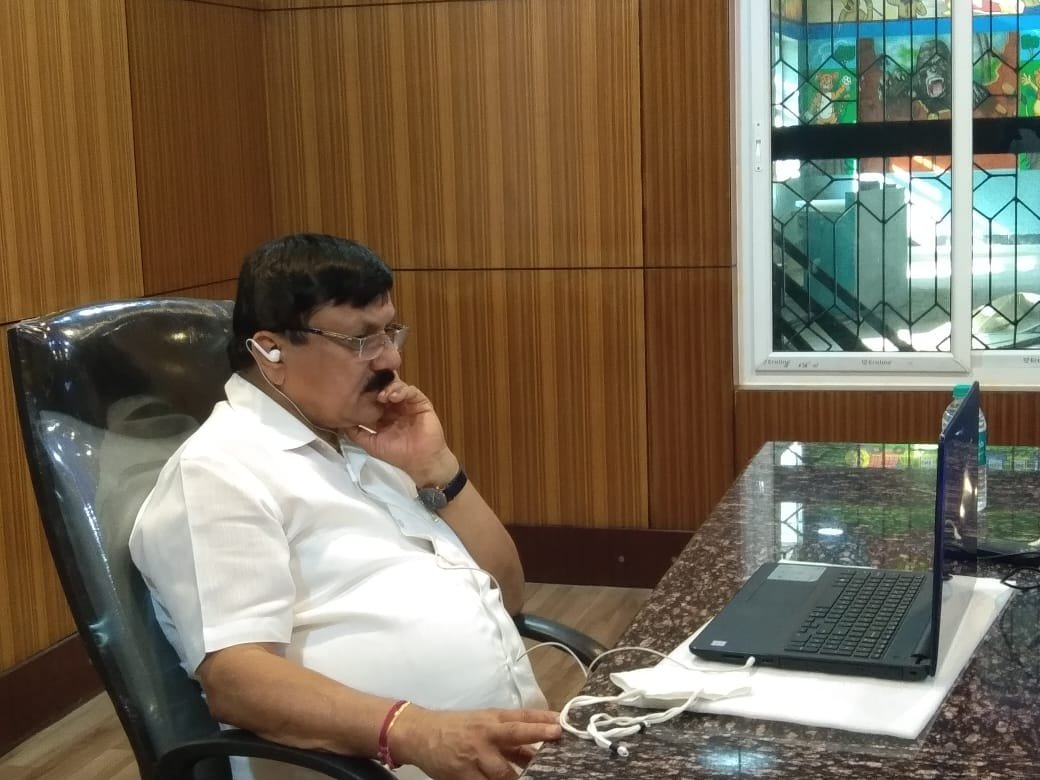 Karnataka Home Minister warns strict legal action against police personnel involved in crimes 1 Karnataka Home Minister Araga Jnanendra on Wednesday warned of strict legal action against police personnel involved in crime and related offenses.