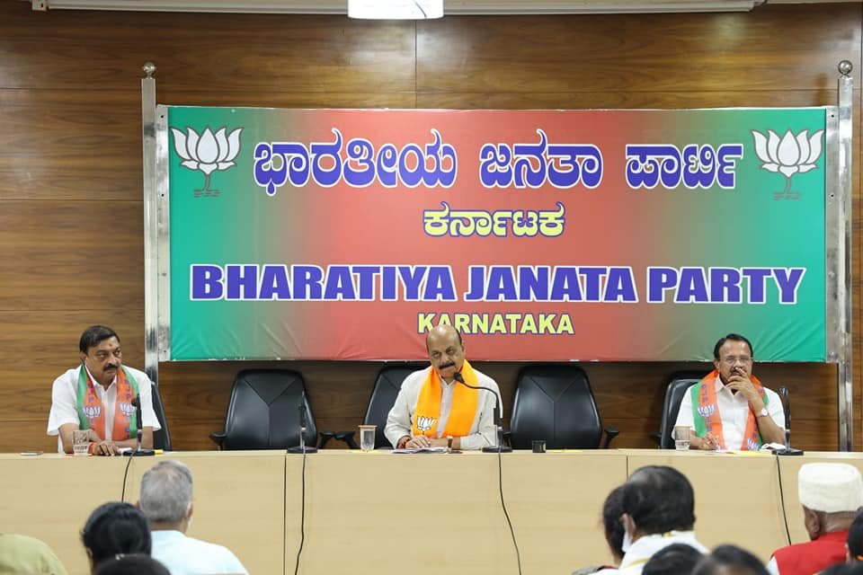 Karnataka CM calls for BJP workers to actively get involved in COVID management