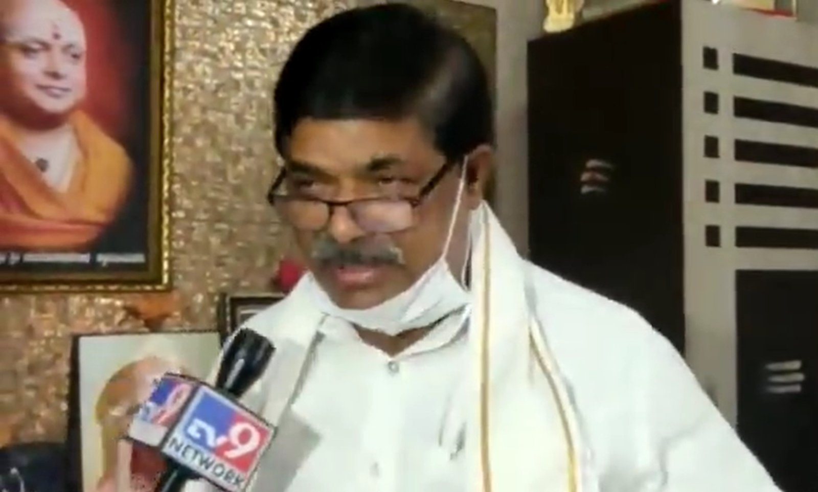 No sale of liquor during weekend curfew: Karnataka Excise Minister BENGALURU: Ahead of the weekend curfew, which will come into effect from Friday at 8 pm to Monday 5 am, Karnataka Excise Minister K Gopalaiah said there will be no sale of liquor for two days starting from tonight across the state. ''It has been decided that there will not be any sale of liquor during the weekend curfew. I have directed the officials to issue an order to this effect,'' Gopalaiah told reporters. He said there is spike in cases in the state, especially in Bengaluru. Hence, it has been decided not to open the liquor shops. Gopalaiah said the liquor shop owners had given a representation to allow them to run their shops but due to rising COVID cases, their plea was not considered. Meanwhile, Bengaluru police commissioner Kamal Pant appealed to people not to venture out unnecessarily. ''The weekend curfew will come into effect from 8 pm tonight. Please do not go to various places unnecessarily and cooperate with the police for your own safety,'' Pant told reporters. He said only a set of activities is permitted including essential and medical services. ''Those who want to go to the hospital have to furnish supporting documents. Those travelling should also possess tickets and related papers,'' the police commissioner said. He added that the police would not issue any passes for people to travel within the city. Pant warned that those violating the COVID-19 norms will face action under the Natural Disaster Management Act (NDMA). The violators will be detained and their vehicles will be seized. The Karnataka government issued a set of prohibitory orders including weekend and night curfews for two weeks to check the rising COVID cases.