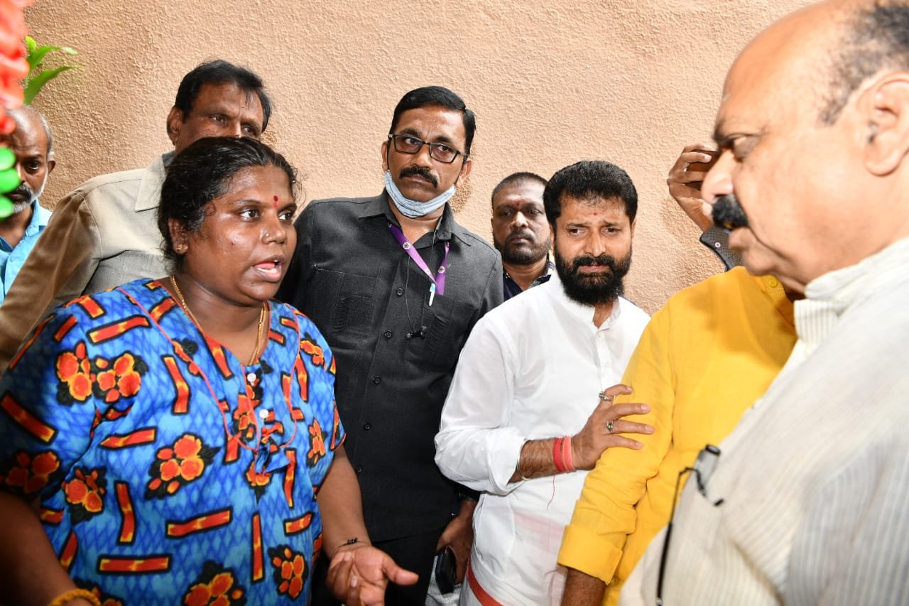 Heavy rain CM announces Rs 5 lakh as compensation to family of deceased