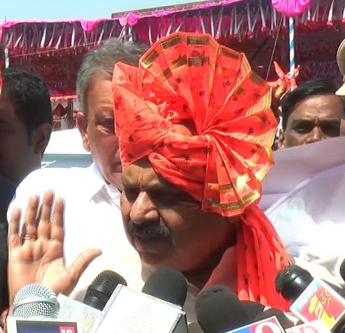 Bommai at Shiggavi