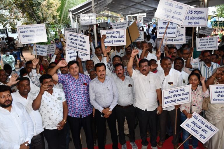 Govt employees set to go on strike in Karnataka, CM attempts to assuage concerns 4 Karnataka State Government Employees’ Association President C S Shadakshari