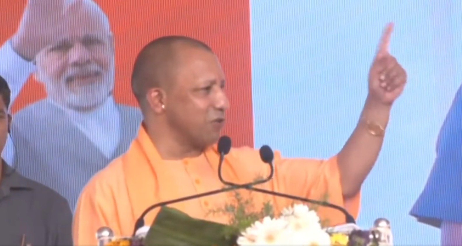 Yogi Adityanath slams Cong over 'anti-constitutional' religion-based reservation in poll-bound Karnataka 1 Yogi Adityanath slams Cong over 'anti-constitutional' religion-based reservation in poll-bound Karnataka