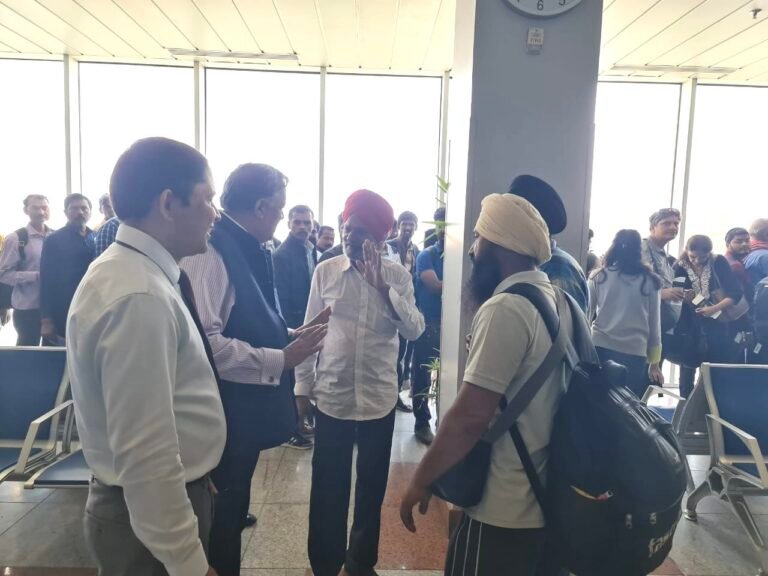 Operation Kaveri: Fresh batch of 365 people return home 2 Operation Kaveri: Fresh batch of 365 people return home
