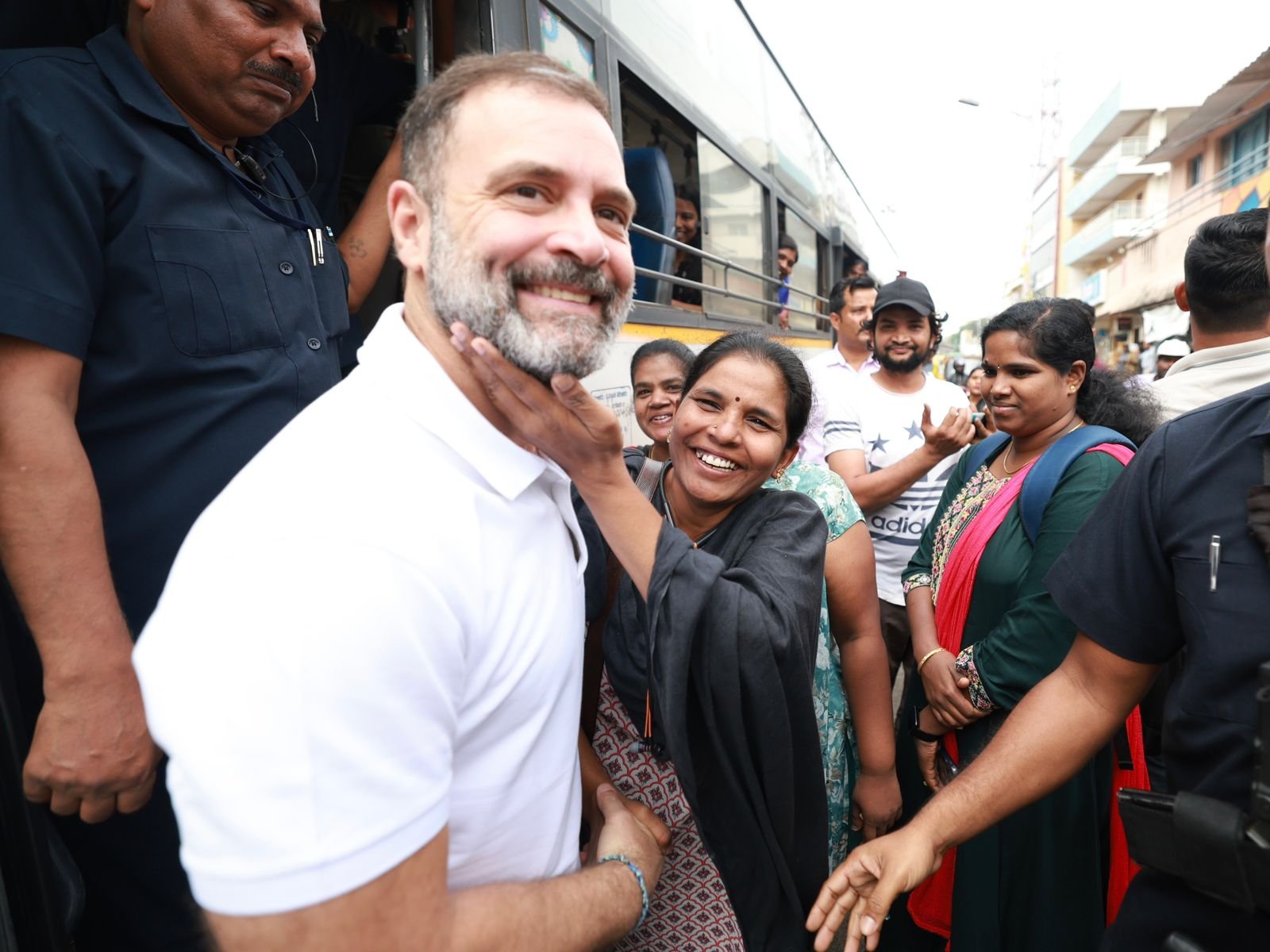 Rahul Gandhi takes a bus ride in Bengaluru, interacts with college students and working women