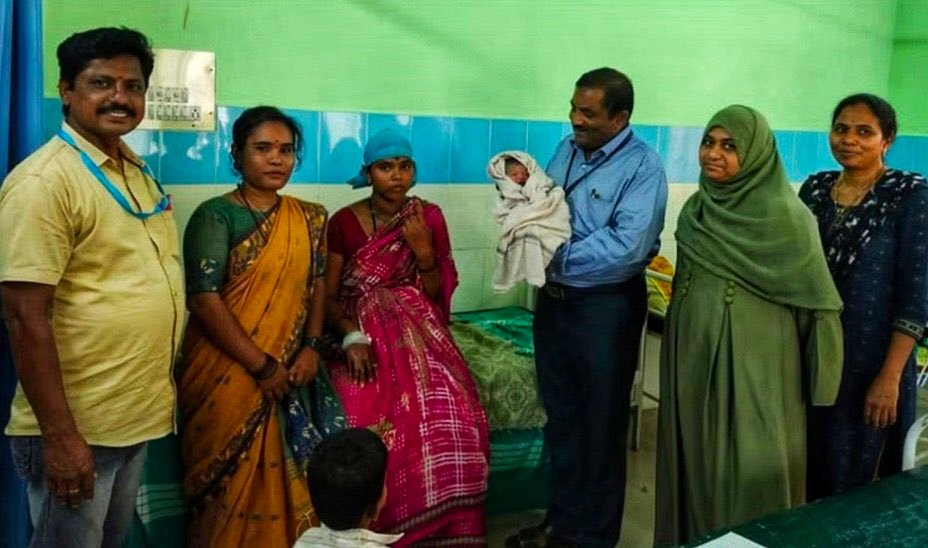 Karnataka polls 23-yr-old delivers baby at polling station in Ballari