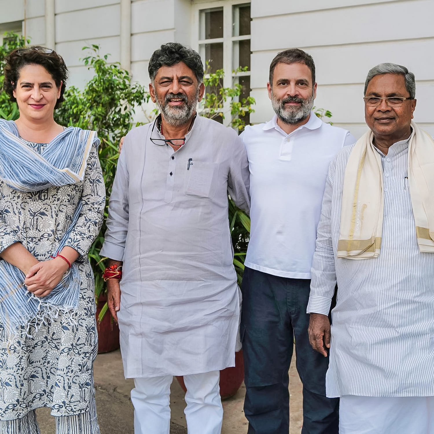 Siddaramaiah, Shivakumar discuss Cabinet formation with Cong high command 1 Priyanka Gandhi, D K Shivakumar, Rahul Gandhi, Siddaramaiah