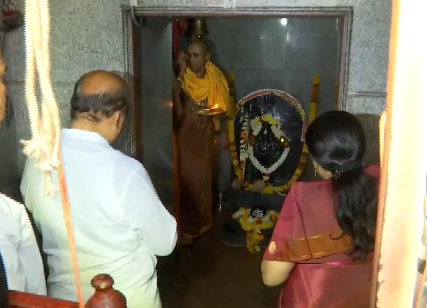 Karnataka: CM Bommai offers prayers at Saundatti Shri Renuka Yellama Temple in Belagavi
