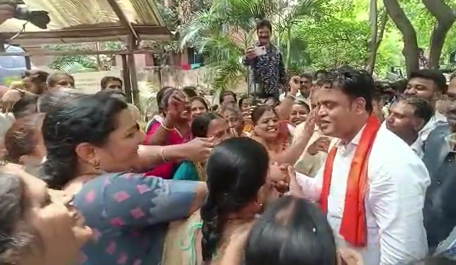 "Setback for BJP," says Karnataka minister Ashwath Narayan as Congress surges ahead