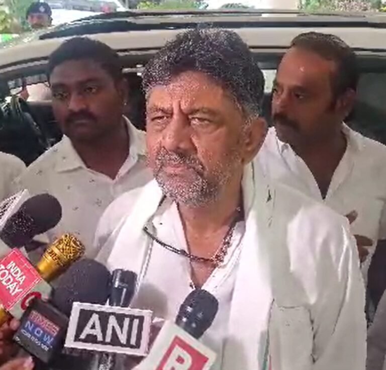 Cong leadership to meet K'taka Ministers, party leaders to strategise on plan of action for LS polls