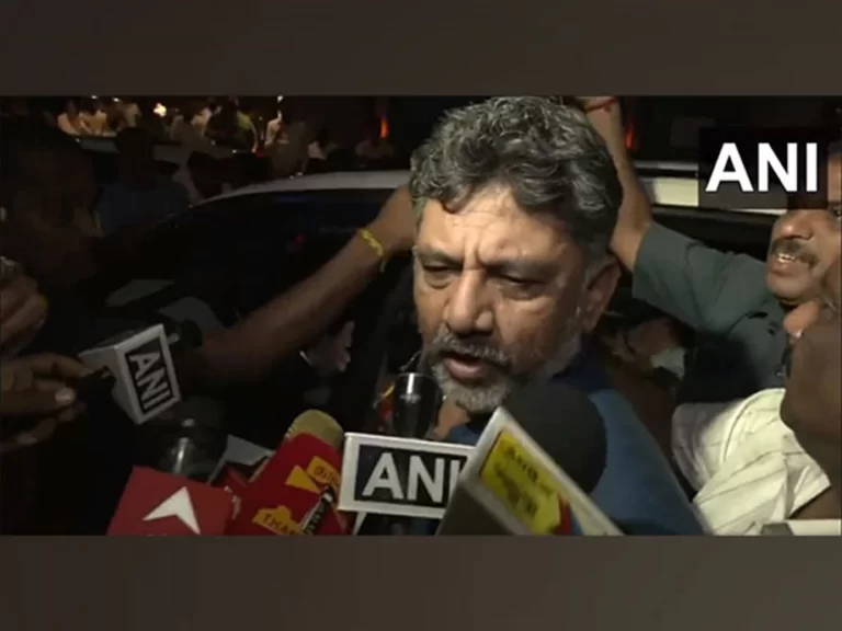 "We want to help farmers": Karnataka Dy Chief Minister DK Shivkumar on milk price hike in state 2 "We want to help farmers": Karnataka Dy Chief Minister DK Shivkumar on milk price hike in state