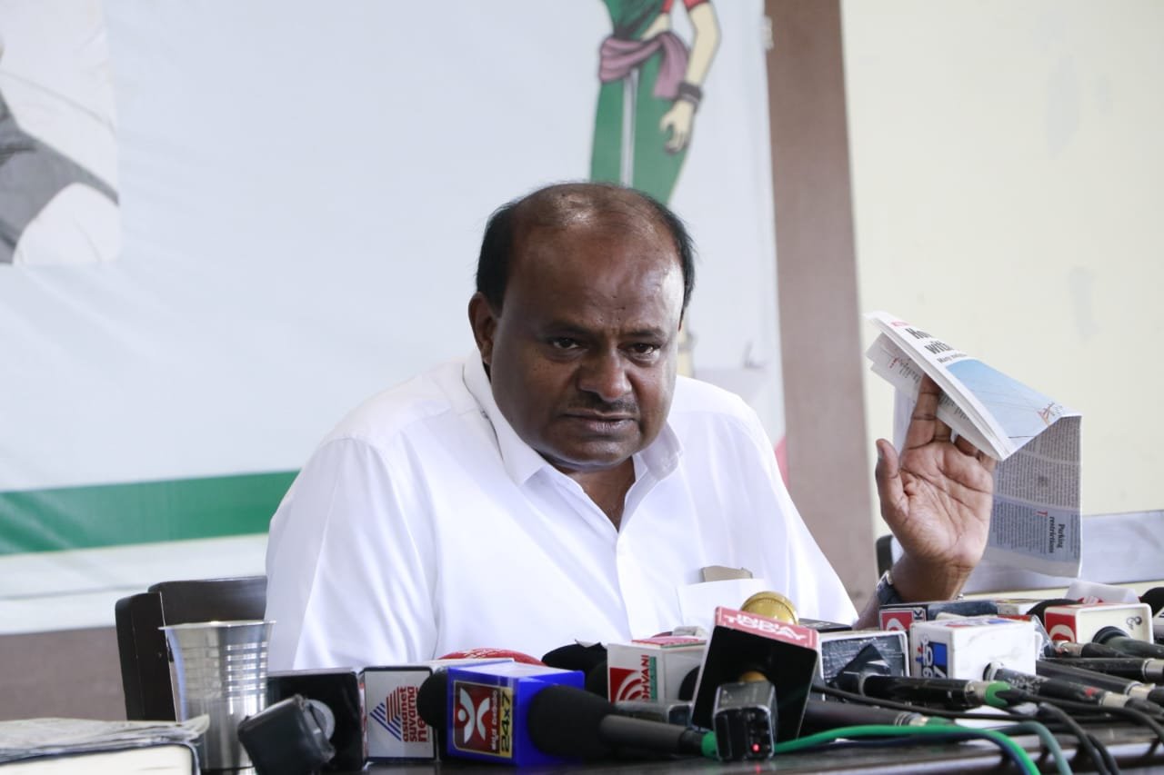 JD(S) leader Kumaraswamy alleges over Rs 1,000 crore corruption in transfers of govt employees in Karnataka 1 JD(S) leader Kumaraswamy alleges over Rs 1,000 crore corruption in transfers of govt employees in Karnataka