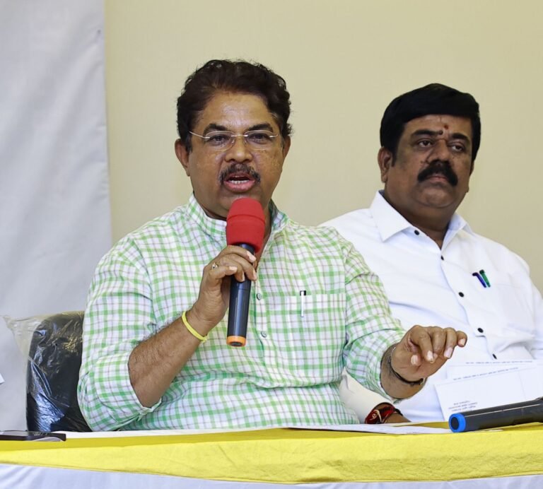 BJP charges Congress govt in Karnataka with ‘collecting funds’ for Lok Sabha polls 6 BJP charges Congress govt in Karnataka with ‘collecting funds’ for Lok Sabha polls