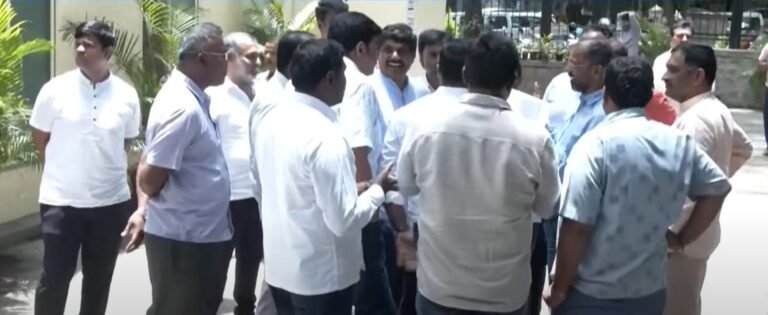 Contractors up in arms against Karnataka Govt over pending bills, DCM says justice will be done 10 Contractors up in arms against Karnataka Govt over pending bills, DCM says justice will be done